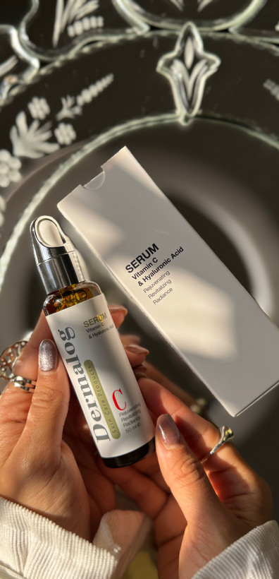 سرم ویتامین سی درمالوگ مدل Hyaluronic حجم ۵۰ میلی لیتر